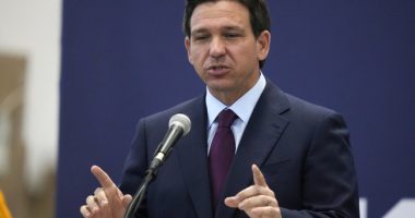 DeSantis Halts School Choice Scholarships for Florida Schools With Ties to CCP