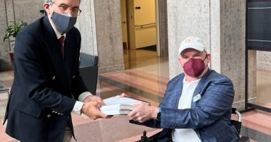 FDA skeptical of experimental ALS treatment pushed by patient advocates