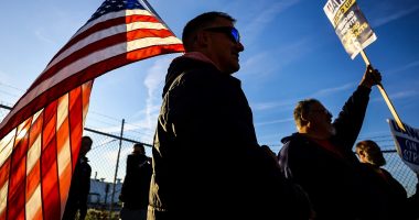 General Motors, Stellantis announce layoffs, adding tensions to UAW strike