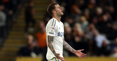 Hull City 0-0 Leeds United: Adama Traore hits the post at the death as 10-man visitors cling on following Joe Rodon's red card