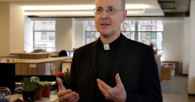 Ideological rifts among U.S. bishops are in the spotlight ahead of momentous Vatican meeting