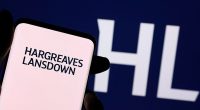 The likes of Hargreaves Lansdown, AJ Bell and Interactive Investor are making bumper sums by taking customers' cash and earning tidy sums in interest