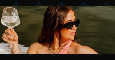 Kaitlyn Bristowe Hits The Pool While Vacationing In Italy