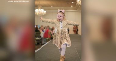 NADS prepares for Glen Ellyn fashion show featuring people with Down syndrome