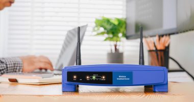 People are just realizing your window blinds are destroying Wi-Fi speeds and simple trick can solve issue