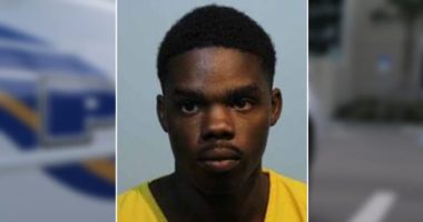Sanford police seek man accused of exposing himself, trying to kidnap middle schooler