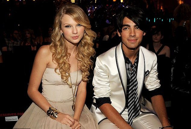 Public romance: Taylor dated Joe in the early days of her singing career back in 2008, but sadly split after only a few months together; seen in September 2008