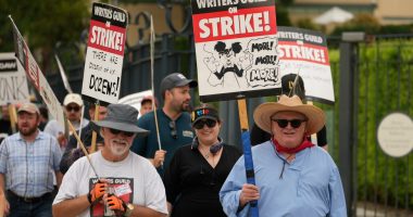 Tentative deal reached to end Hollywood writer's strike
