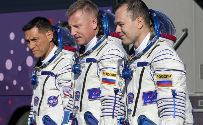 Three astronauts return to Earth after a year in space. Frank Rubio sets US space record