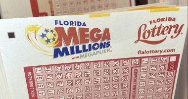 Time running out for Florida winner of $1.5B Mega Millions ticket to claim cash option