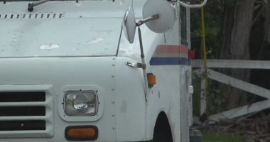 Two Jacksonville postal workers robbed at gunpoint Tuesday