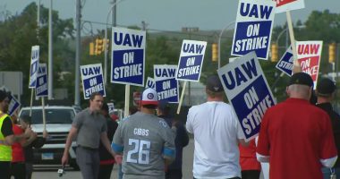 United Auto Workers expands strike to Northeast Ohio