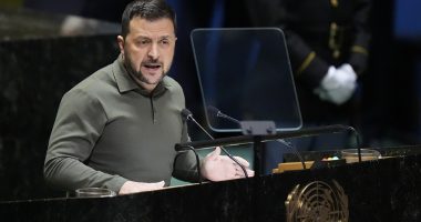 Volodymyr Zelenskyy lobbies Congress with Ukraine aid at center of Republican spending battle in the House of Representatives