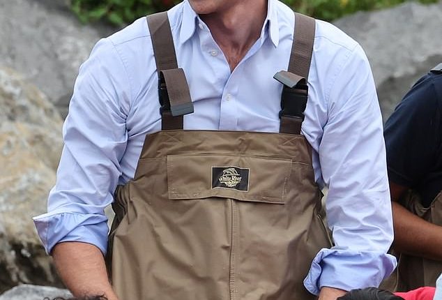 Prince William rolled up his sleeves and sported a casual look as he visited the Billion Oyster Project in New York yesterday