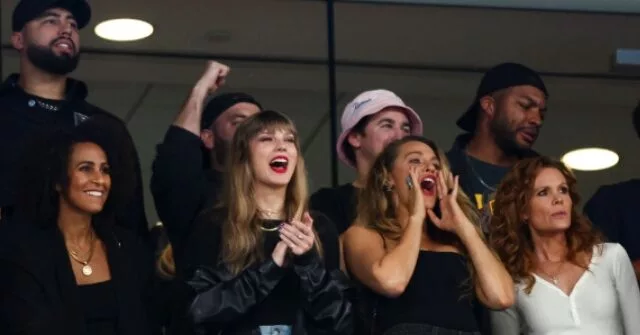 Barstool's Dave Portnoy Ridicules NFL's 'Simping' Over Taylor Swift