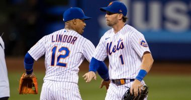Francisco Lindor has car shopping to do on Jeff McNeil promise