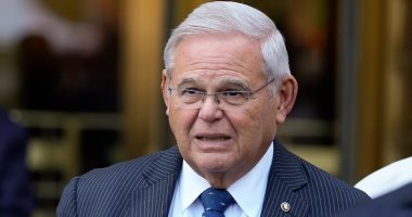 Judge plans May trial for US Sen. Bob Menendez in bribery case