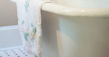 California Mother Drowns Disabled Daughter, Leaves Rotting Body in Bathtub for Days