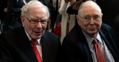 Charlie Munger’s ‘Awfully Easy Money’ Tells Story Of Tokyo’s Dilemma