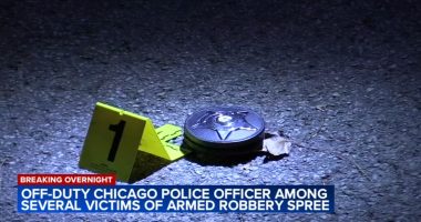 Chicago crime: Off-duty police officer among victims in at least 6 robberies