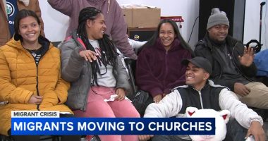 Chicago migrant crisis: Churches begin taking in migrants as part of Mayor Brandon Johnson's initiative