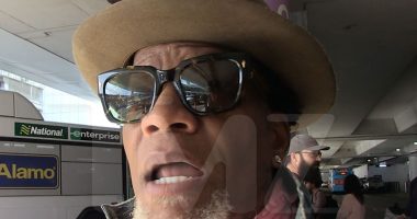 D.L. Hughley Calls T.I. & Tiny's Son's Behavior Insulting, Says King Is a Nepo Baby