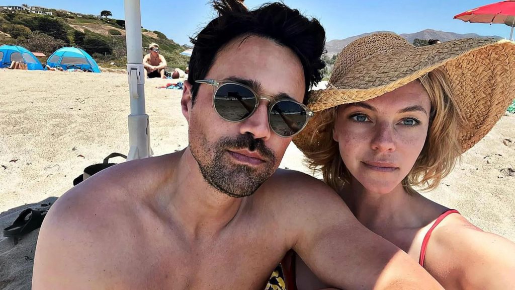 Eloise Mumford Husband Is She Married? Internewscast Journal
