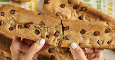 Footlong cookies are coming to select Subway restaurants