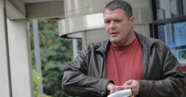 HMP Wandsworth locksmith, 44, who made moulds of three prison keys to sell for £100,000 so he could start life abroad with colleague is jailed for four years
