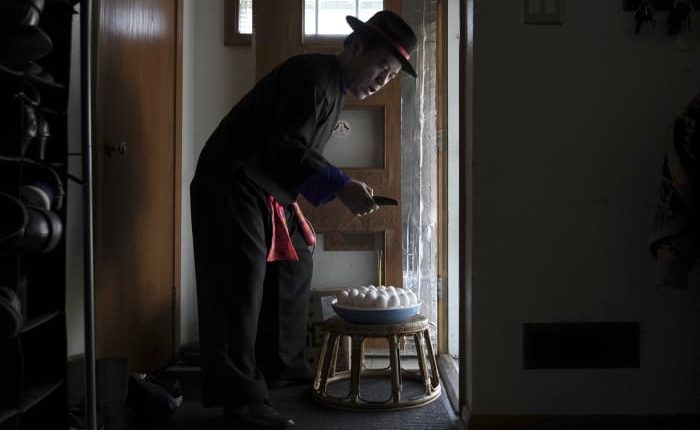In the US, Hmong 'new year' recalls ancestral spirits while teaching traditions to new generations