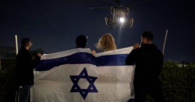 Israel releases more Palestinian prisoners on sixth day of Gaza truce after Hamas frees 16 hostages