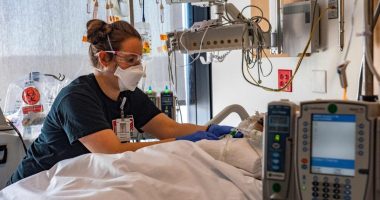 Life expectancy rises, but still trails pre-COVID level