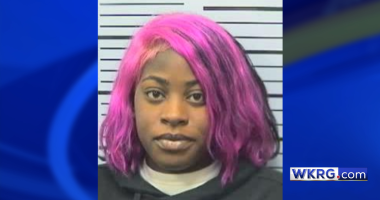 Mobile woman surrenders after allegedly shooting her child's father