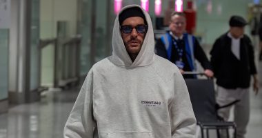 Pete Wicks leaves Heathrow for Australia to support best friend Sam Thompson on I'm A Celebrity... as his girlfriend Zara McDermott remains in the UK
