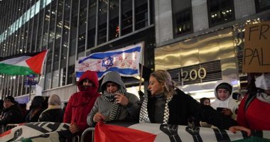 Pro-Palestinian Activists Disrupt Rockefeller Center Xmas Tree Lighting