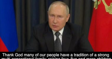 Putin’s ‘Handmaid’s Tale’ dream laid bare as he says women having 8 kids ‘should be the NORM’ after ‘baby factory’ plot
