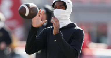 Shedeur Sanders missed Colorado finale with fracture in back