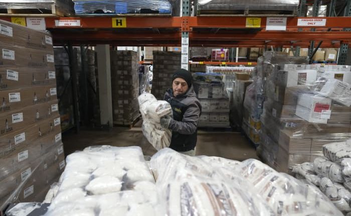 Tackling climate change and alleviating hunger: States recycle and donate food headed to landfills
