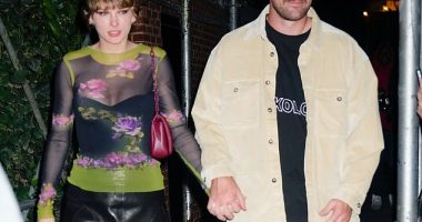 Travis Kelce 's close friends are convinced his romance with Taylor Swift is 'the real deal'