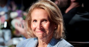 Paramount chair Shari Redstone confirms thyroid cancer diagnosis