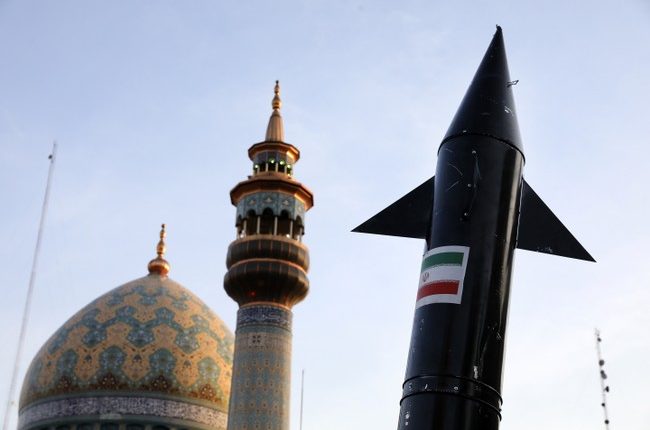 Some Secret - Satellite Overheads Reveal 'Secret' Iranian Nuke Facility
