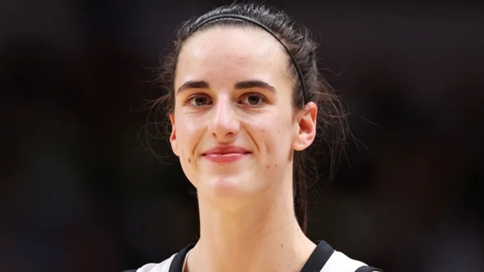 Caitlin Clark Showcases Resilience with Black Eye in WNBA Playoff Debut