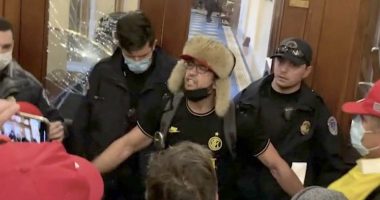 Jan. 6 defendant arrested for burglary after pardon: Cops