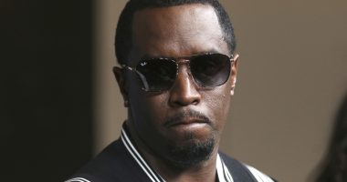 DIDDY NEED A DIAPER? COMBS BEGS FOR EMERGENCY BATHROOM BREAK