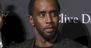 Cassie Claims Diddy & Guards Took Guns to Confront Suge Knight at Diner