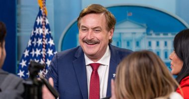 Mike Lindell heads into defamation trial planning to testify
