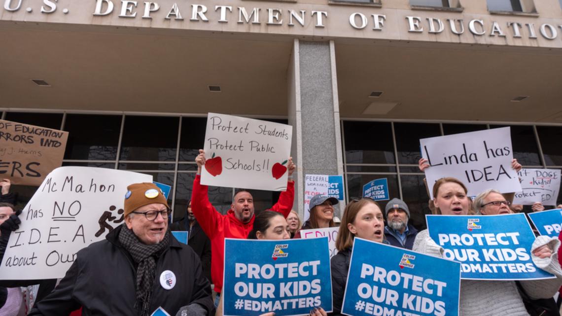 Trump plans to order the closure of the Department of Education in the United States