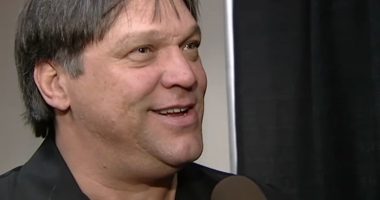 Chicago Bears legend Stephen 'Mongo' McMichael dies at 67 after ALS battle; inducted into Pro Football Hall of Fame: spokesperson