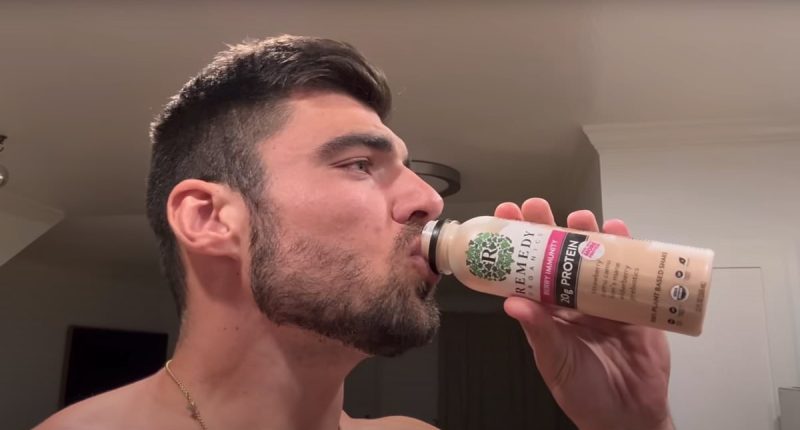 I lived on protein shakes for an entire week... here are the shocking effects it had on my mind and body
