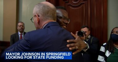 Mayor Brandon Johnson meets with Gov. JB Pritzker, others in Springfield, Illinois over funding requests for Chicago